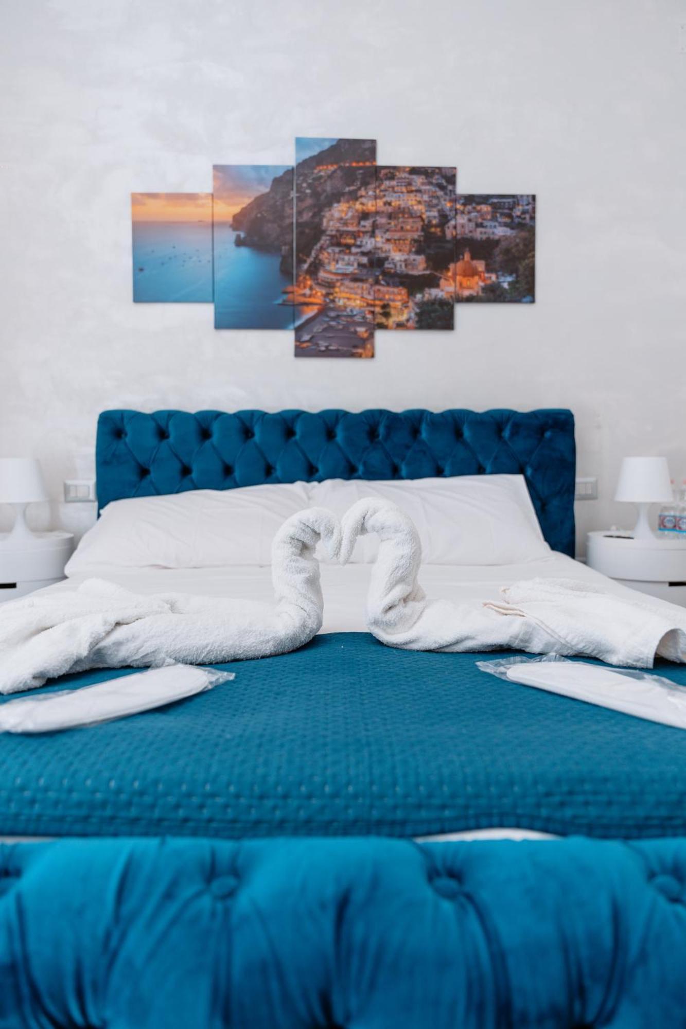Holiday Home Mar Pacifico Napoli Eksteriør billede